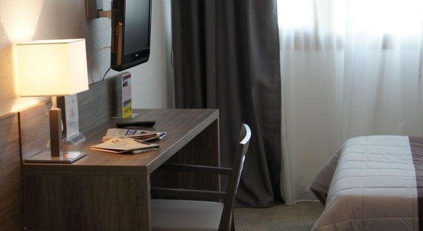 Kyriad Lyon Est - Genas Eurexpo Room photo